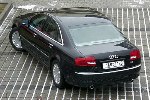 Audi A8