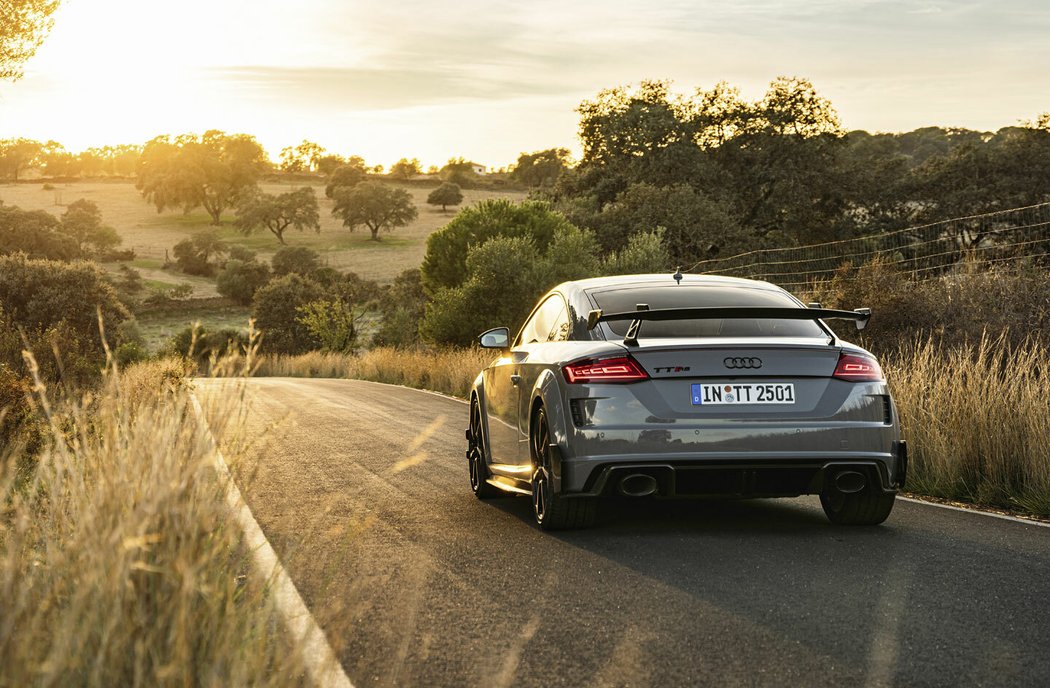 Audi TT RS Iconic Edition