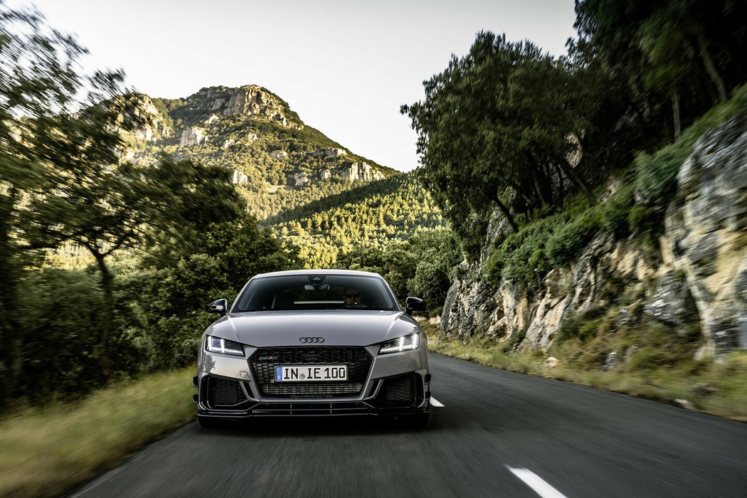 Audi TT RS Iconic Edition