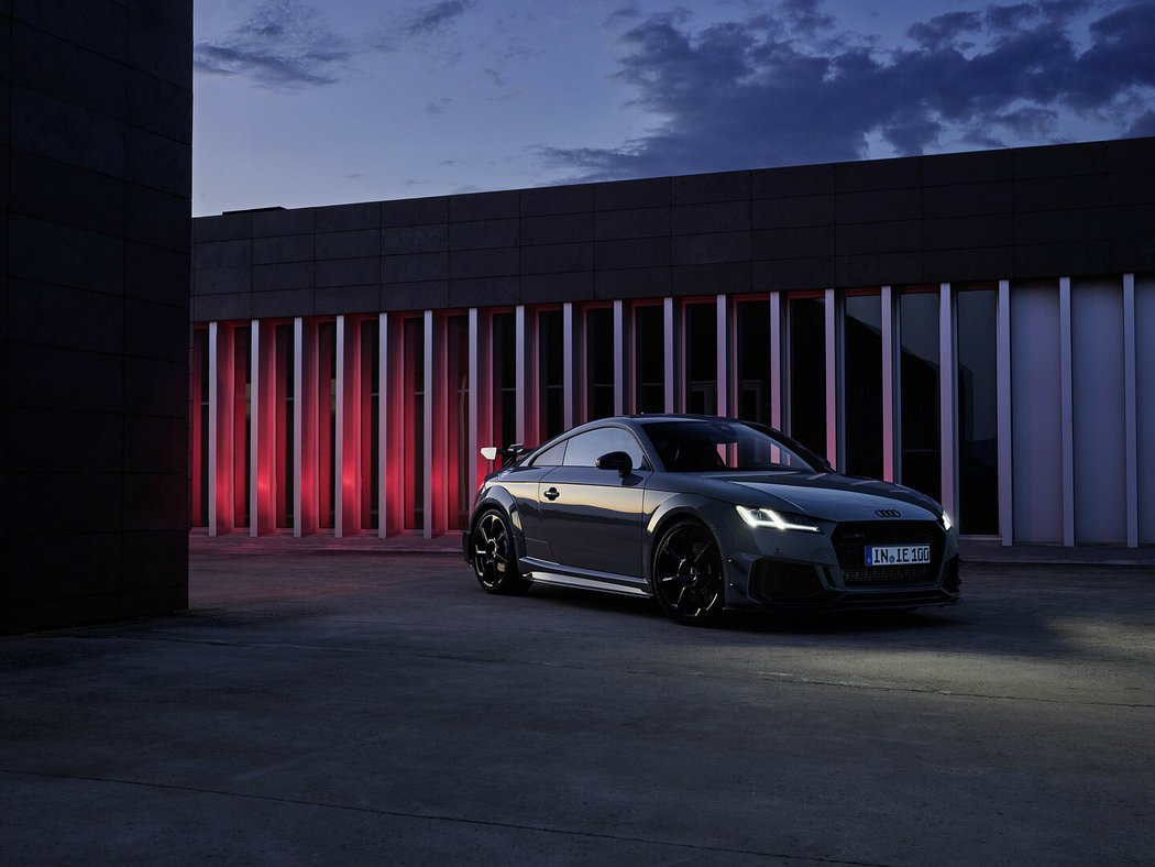 Audi TT RS Iconic Edition