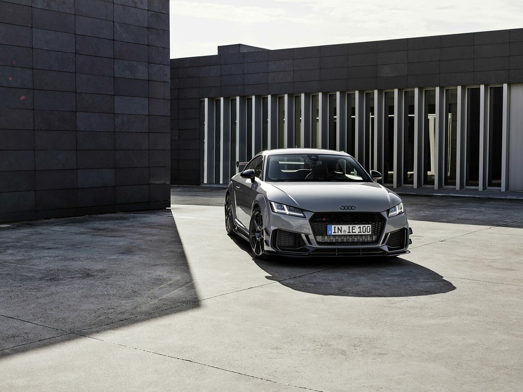 Audi TT RS Iconic Edition