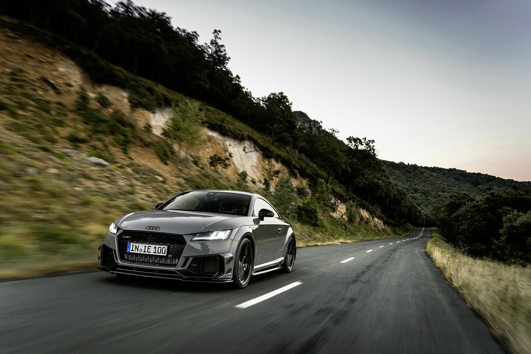 Audi TT RS Iconic Edition