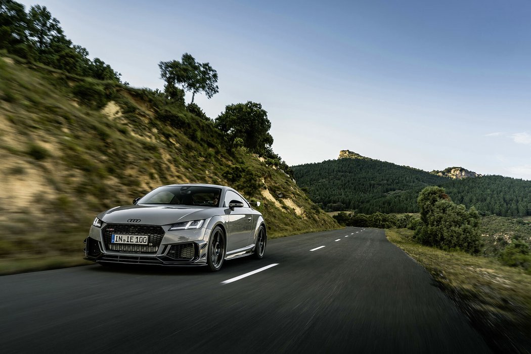 Audi TT RS Iconic Edition