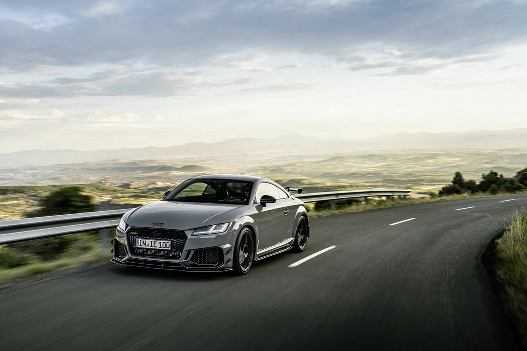 Audi TT RS Iconic Edition