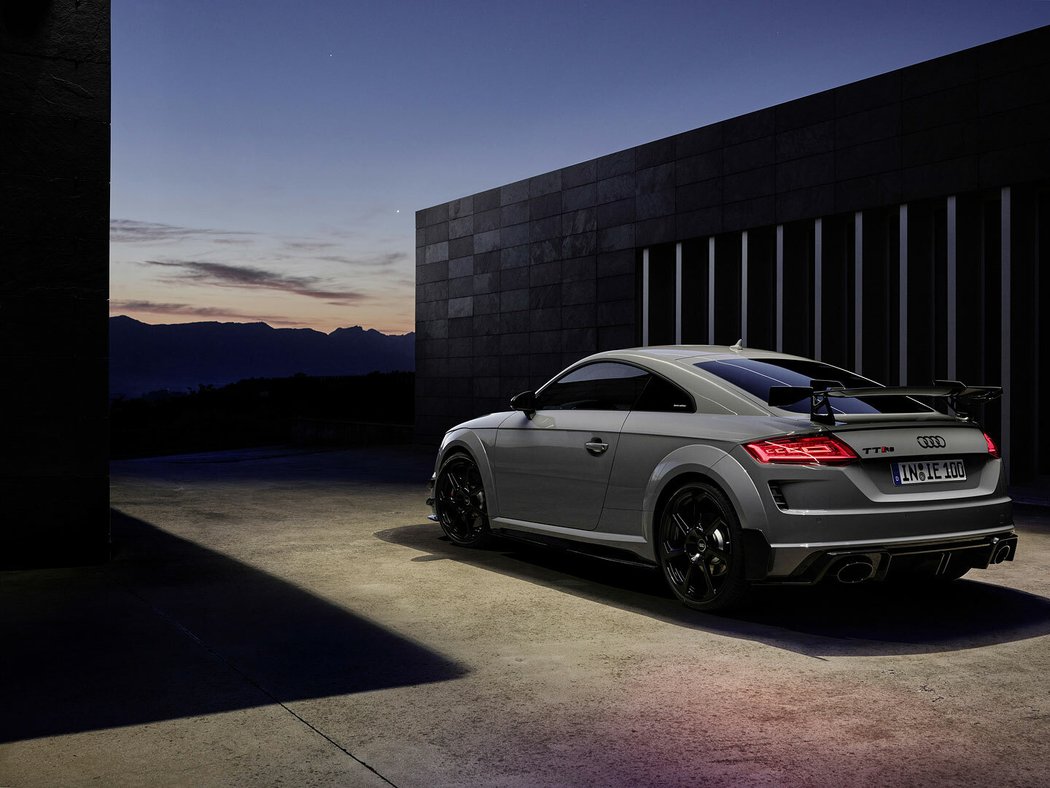 Audi TT RS Iconic Edition