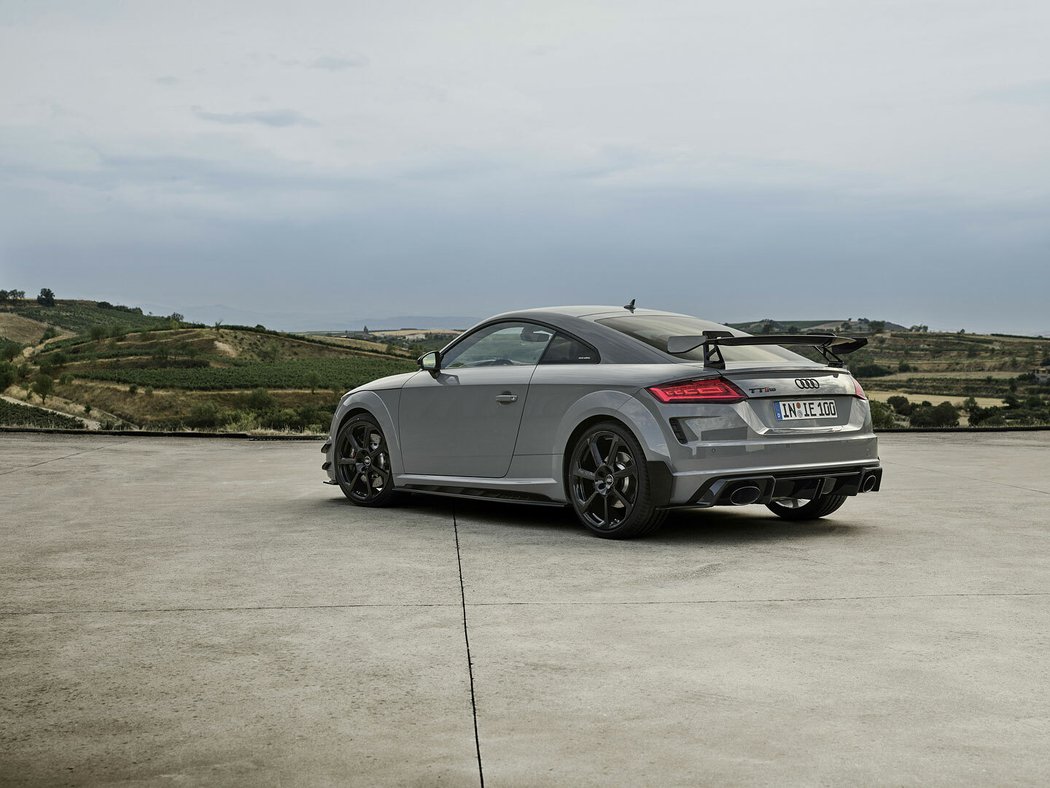 Audi TT RS Iconic Edition