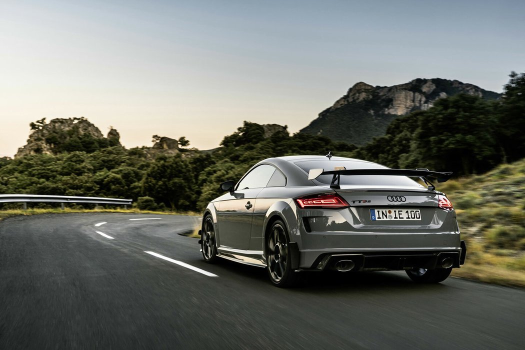 Audi TT RS Iconic Edition