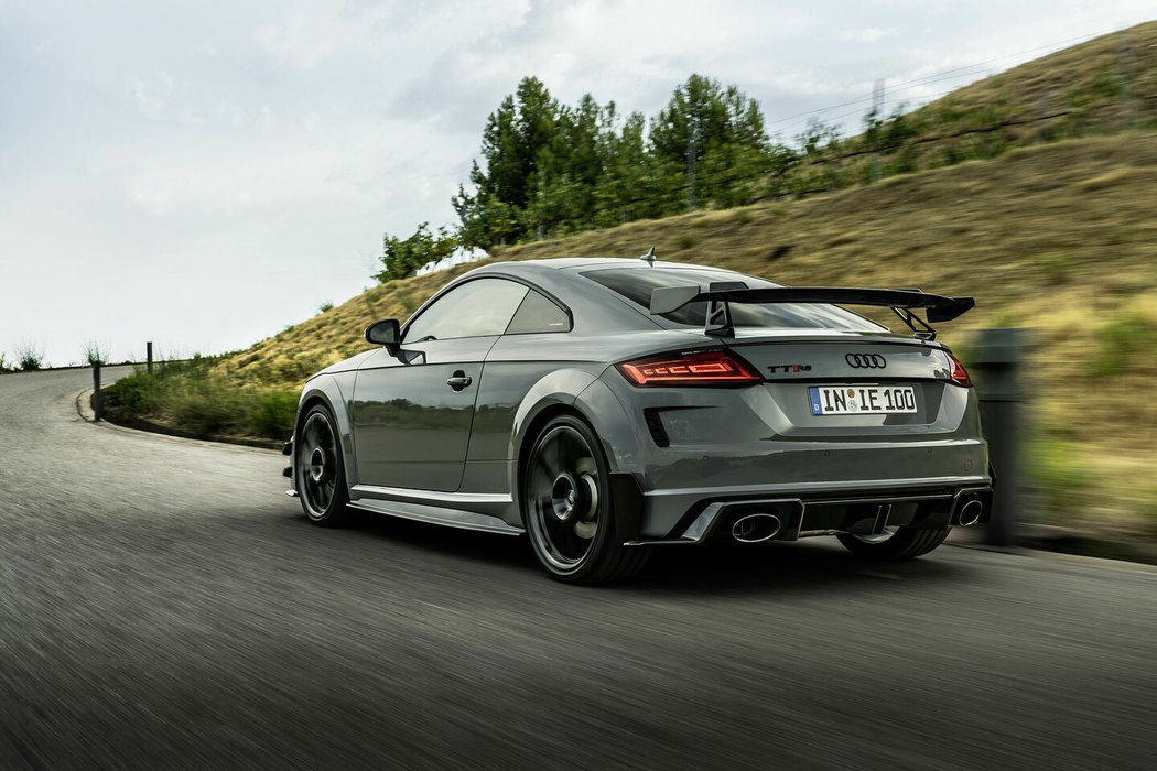 Audi TT RS Iconic Edition