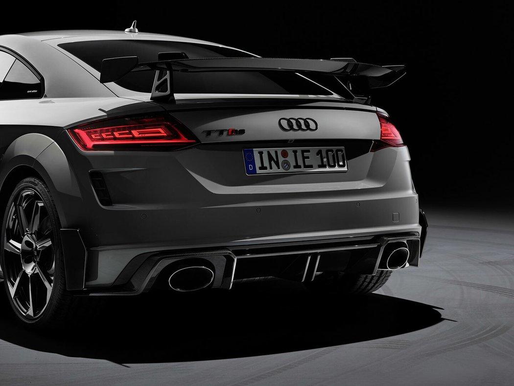 Audi TT RS Iconic Edition