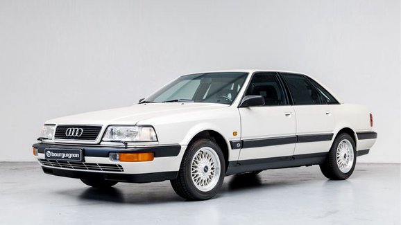 Audi z roku 1990 za dva miliony? Luxusní sedan ohromí stavem i nájezdem