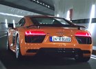 Video: Nedívejte se! Zakázaná reklama na Audi R8