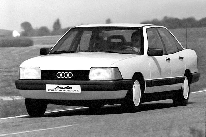 Audi 100