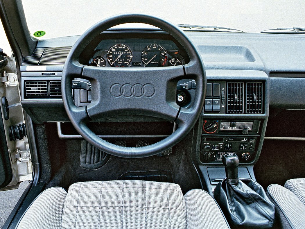 Audi 100