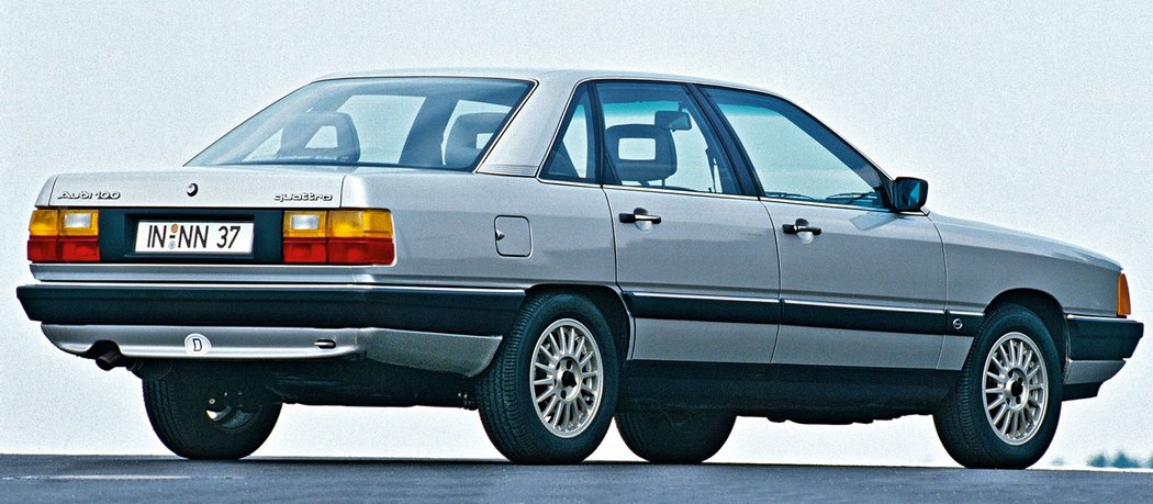 Audi 100