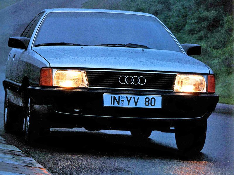 Audi 100