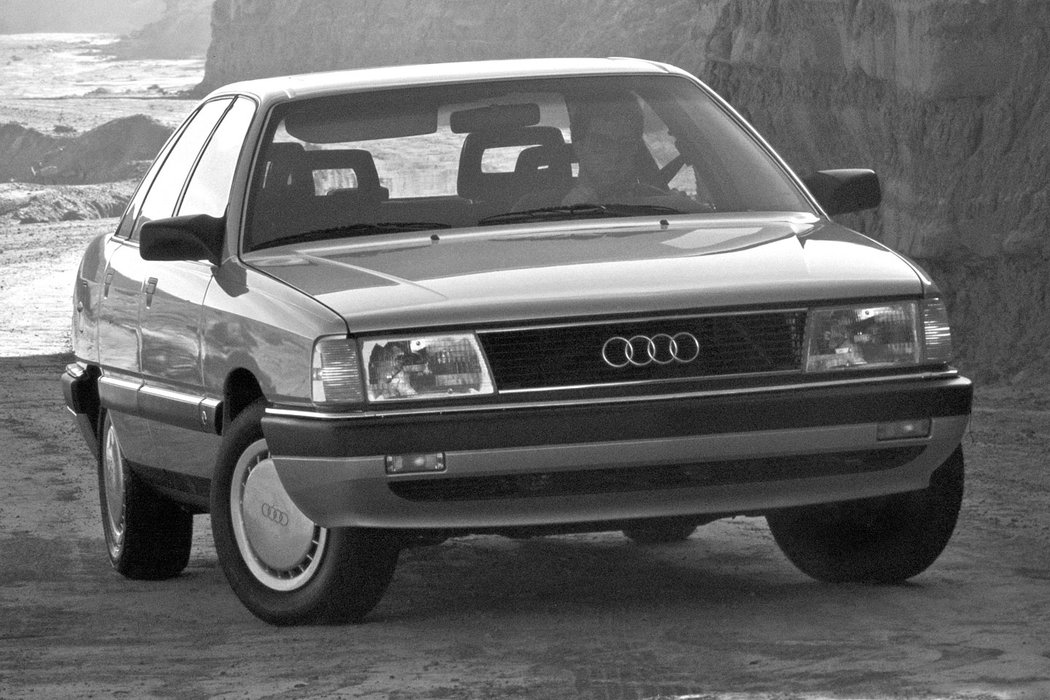 Audi 100