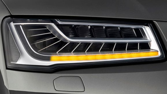 Nové Audi A8: První oficiální fotografie světlometu Matrix LED