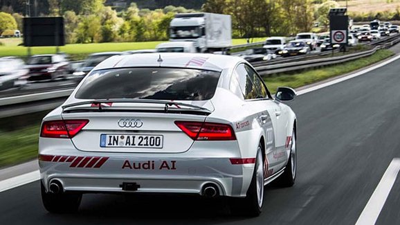 Audi nabízí veřejnosti svezení s autopilotem. Příležitost dá i škarohlídům