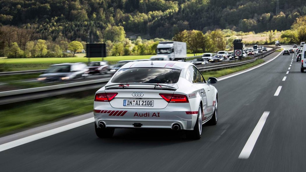 Audi nabízí veřejnosti svezení s autopilotem