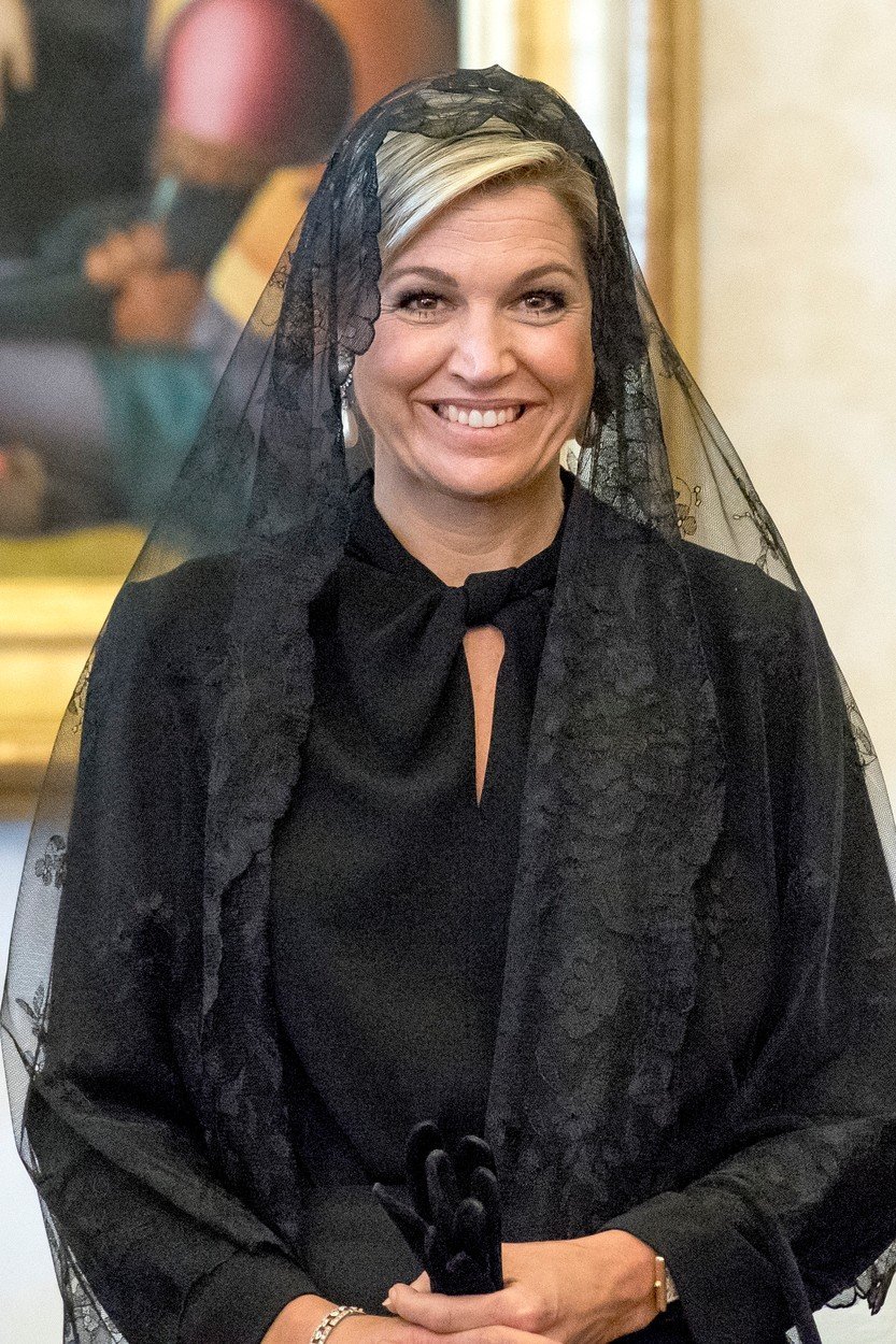 Nizozemská královna Máxima v roce 2017 při setkání s papežem Františkem.
