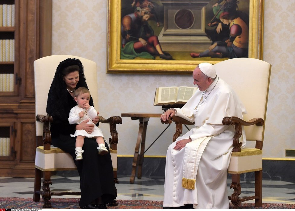 Švédská královna ve Vatikánu v roce 2015.