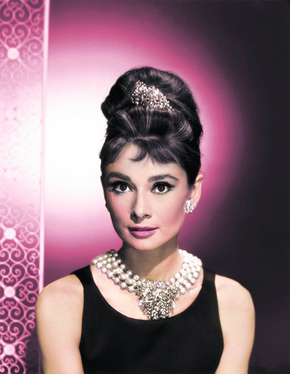 Její první dabingovou rolí byla Audrey Hepburn ve filmu Snídaně u Tiffanyho.