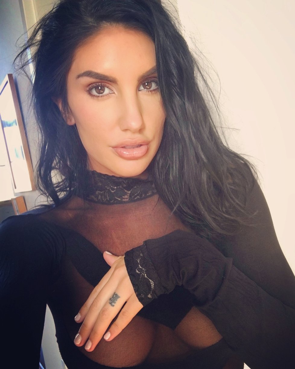 Pornoherečka August Ames ráda dráždila na Instagramu.