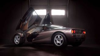 Nejdražší auta. McLaren F1 se vydražil za více než 400 milionů