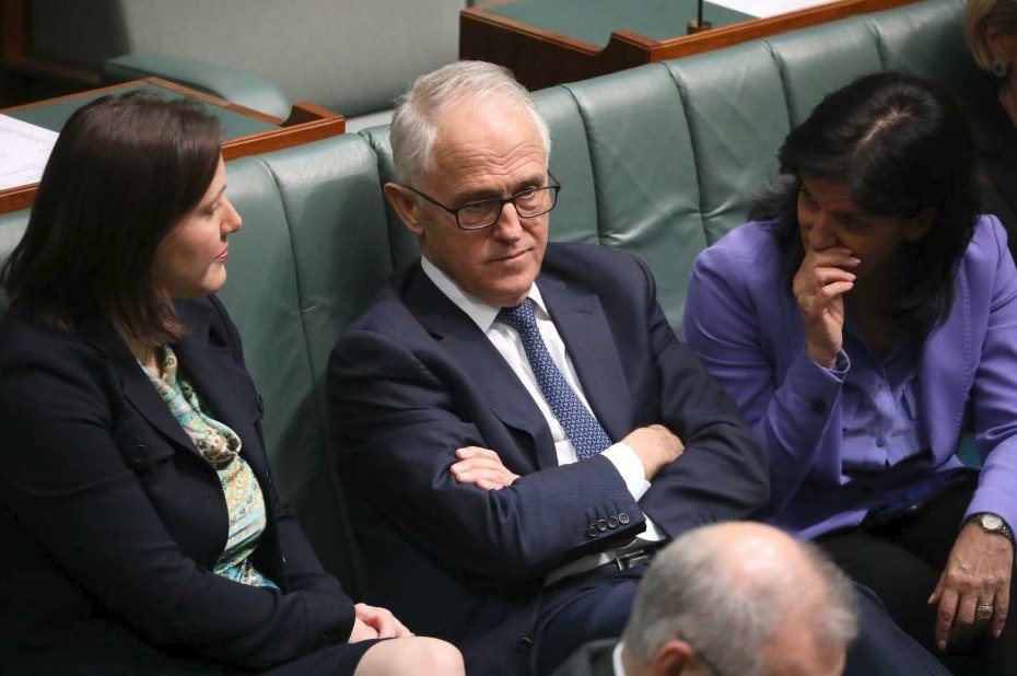 Australská poslankyně Julia Banksová kvůli šikaně odchází z parlamentu, chování politiků k ženám považuje za otřesné.