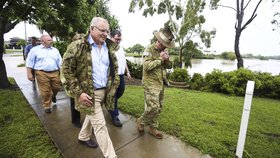 Australské město Townsville dál čelí stoleté povodni. Oblast navštívil premiér Scott Morrison.