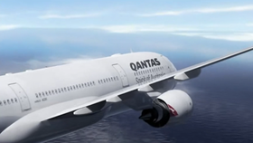 Let Qantas 72 s 303 cestujícími měl namířeno do Perthu.