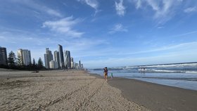 Dívky byly znásilněny v přímořském městě Surfers Paradise ve státě Queensland v Austrálii.