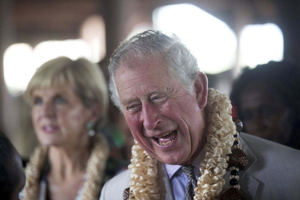 Princ Charles během návštěvy souostroví Vanuatu.