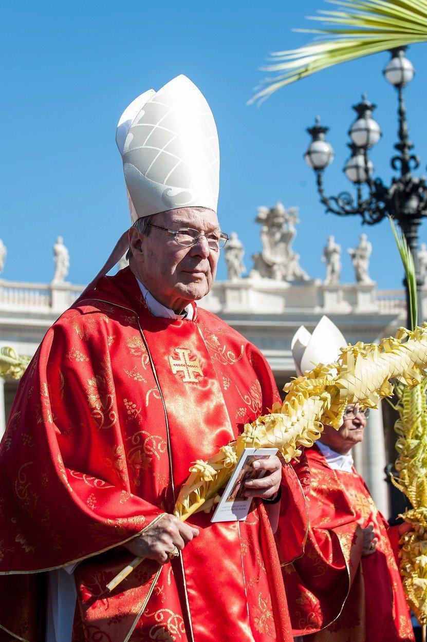 Australský kardinál George Pell (77) si za zneužívání chlapců odsedí 6 let.