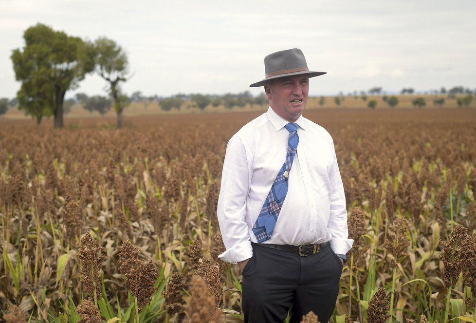 Kvůli sexuálnímu skandálu letos v únoru rezignoval také australský vicepremiér Barnaby Joyce.