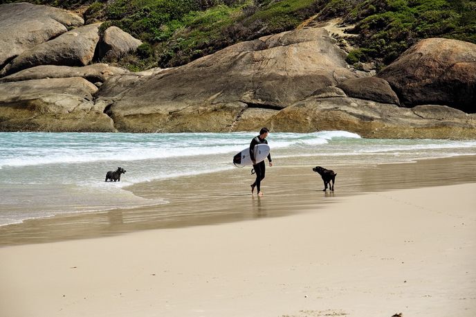 Surfing patří k Austrálii (oblast Esperance) Surfing patří k Austrálii (oblast Esperance)