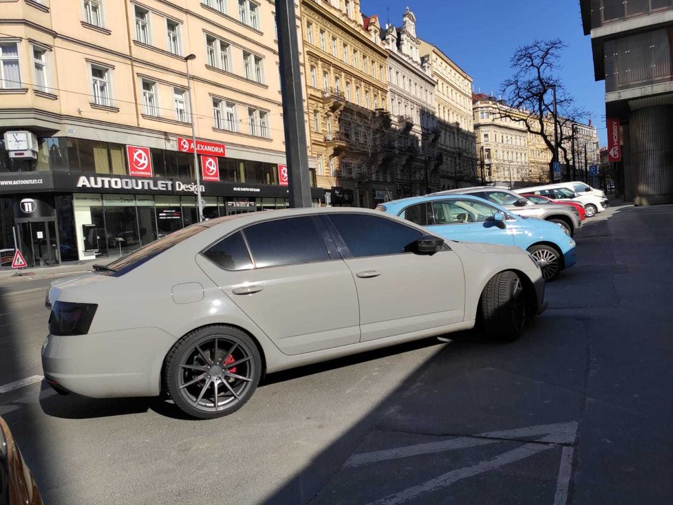 Škoda Octavia RS, která byla vidět na záběrech.