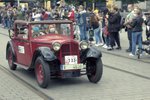 Jedinečná podívaná: Hadimrška a další legendární retro vozidla brázdily centrem města Brna.