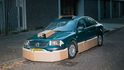 Amsterodamský fotograf provádí nevyžádaný tuning automobilů pomocí papírových krabic