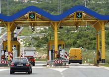 Autem do Chorvatska: Poplatky a mýtné
