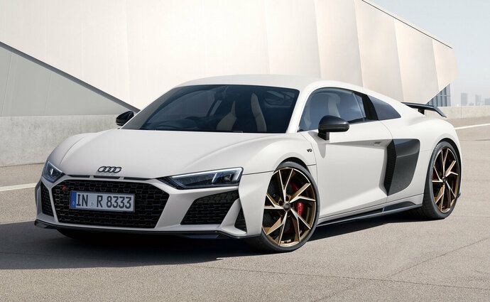 Monocoque Audi R8 Rozlučková tour Audi R8 se zastávkou v Japonsku: Limitka má bronzové ...