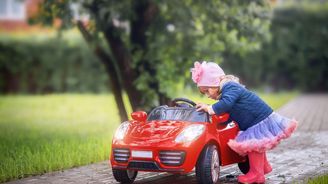 Evropská komise chce povinné ručení i pro dětská autíčka. Absurdní, reaguje specialista