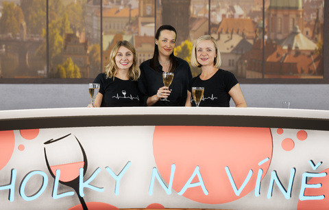 Kateřina Sokolová: Miss pomáhá rodinám s autismem a věnuje se umění. Kdy se bude vdávat?
