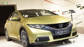 Honda Civic - pěkné auto, že?