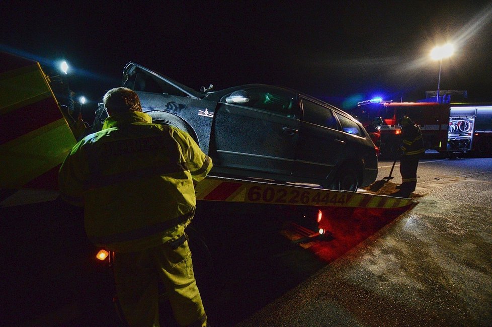 Tragická nehoda u Brna: V sešrotovaném autě zemřel člen (†24) badmintonové reprezentace