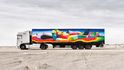 V rámci programu “Truck Art Project“ pomalovali španělští umělci celkem 100 autobusů