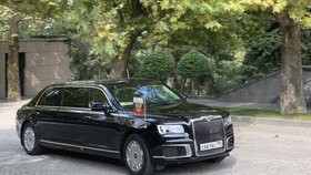 Kim Čong-un dostal od Putina darem luxusní automobil k osobnímu použití
