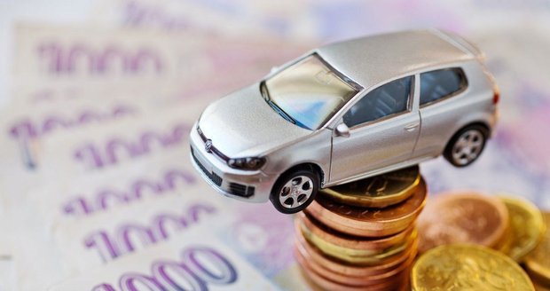 Jaké jsou výhody a nevýhody auta na úvěr nebo na leasing?