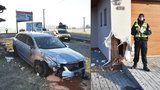 Neuvěřitelná jízda řidiče (32) na Plzeňsku: Jel po poli, prorazil plot, zbořil dům a vyjel ze zahrady