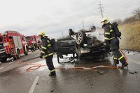 Devastující nehoda na Vyškovsku: Řidiče před uhořením zachránil kolemjedoucí muž